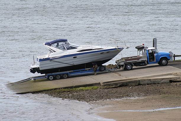 boat towing in Marlborough, Massachusetts